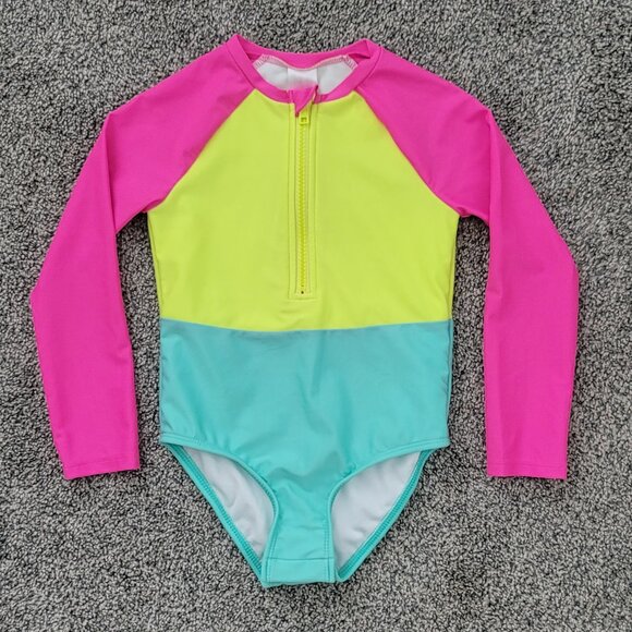 Girls Cat & Jack 1 Piece Swim Suit  5T - Picture 1 of 8
